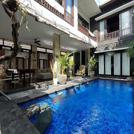 Rahayu Guest House Seminyak Esterno foto